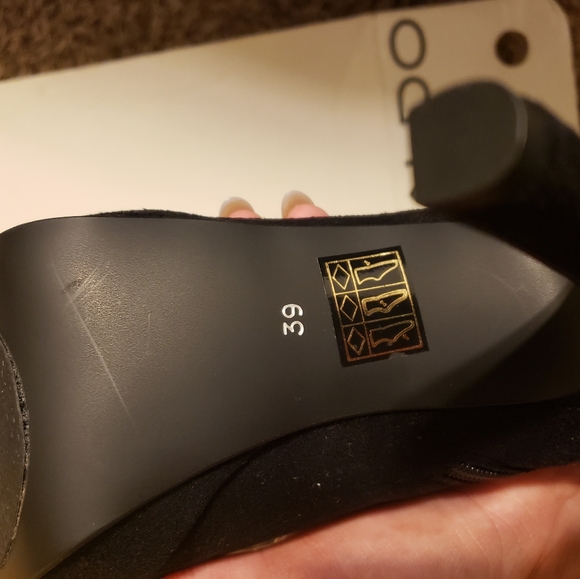 Aldo knee high boots - Picture 3 of 4